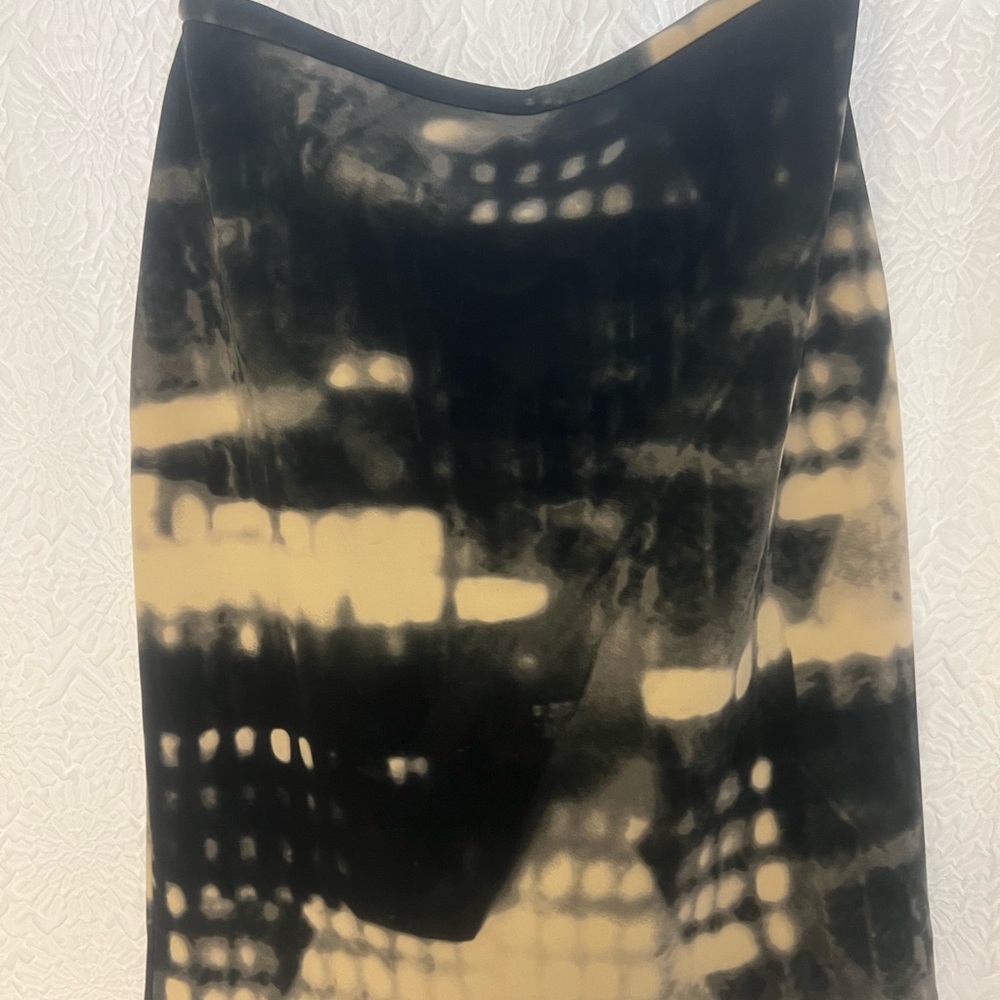 Calvin Klein Black and white Skirt lined with zipper